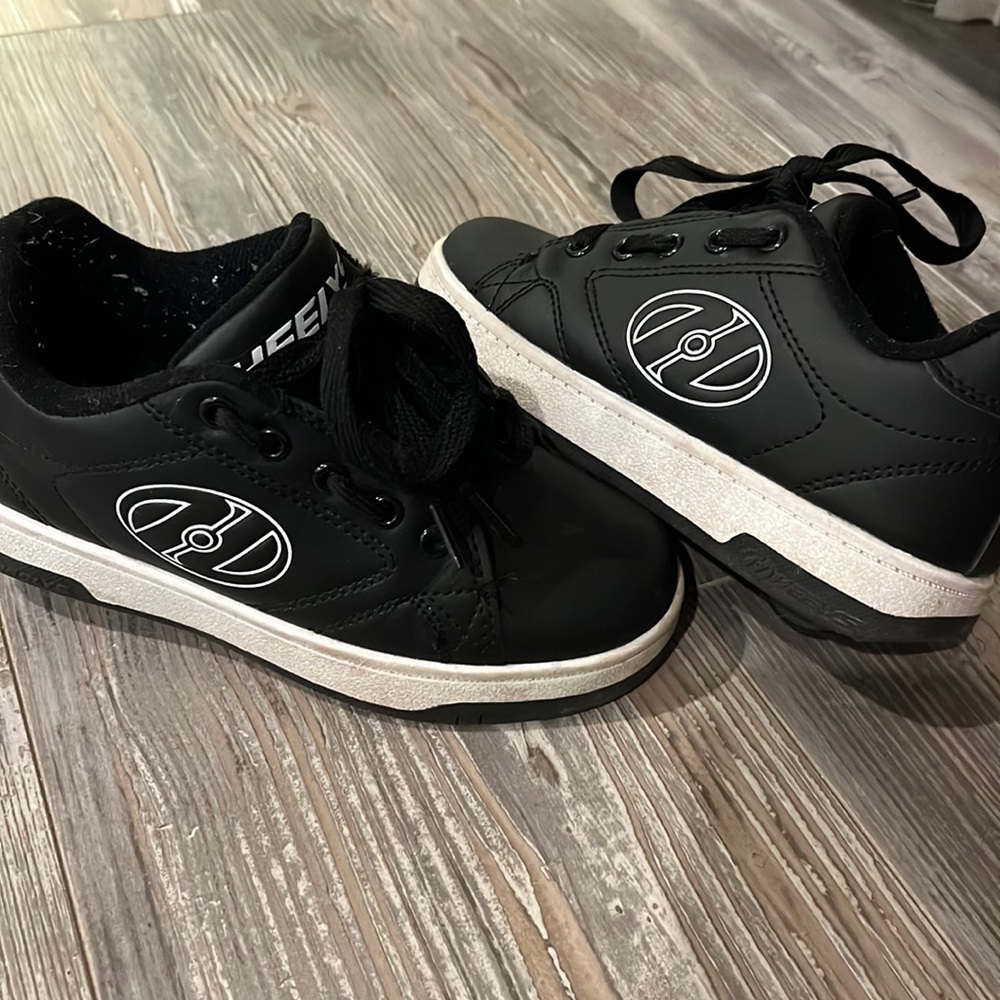 Size 1 Heelys